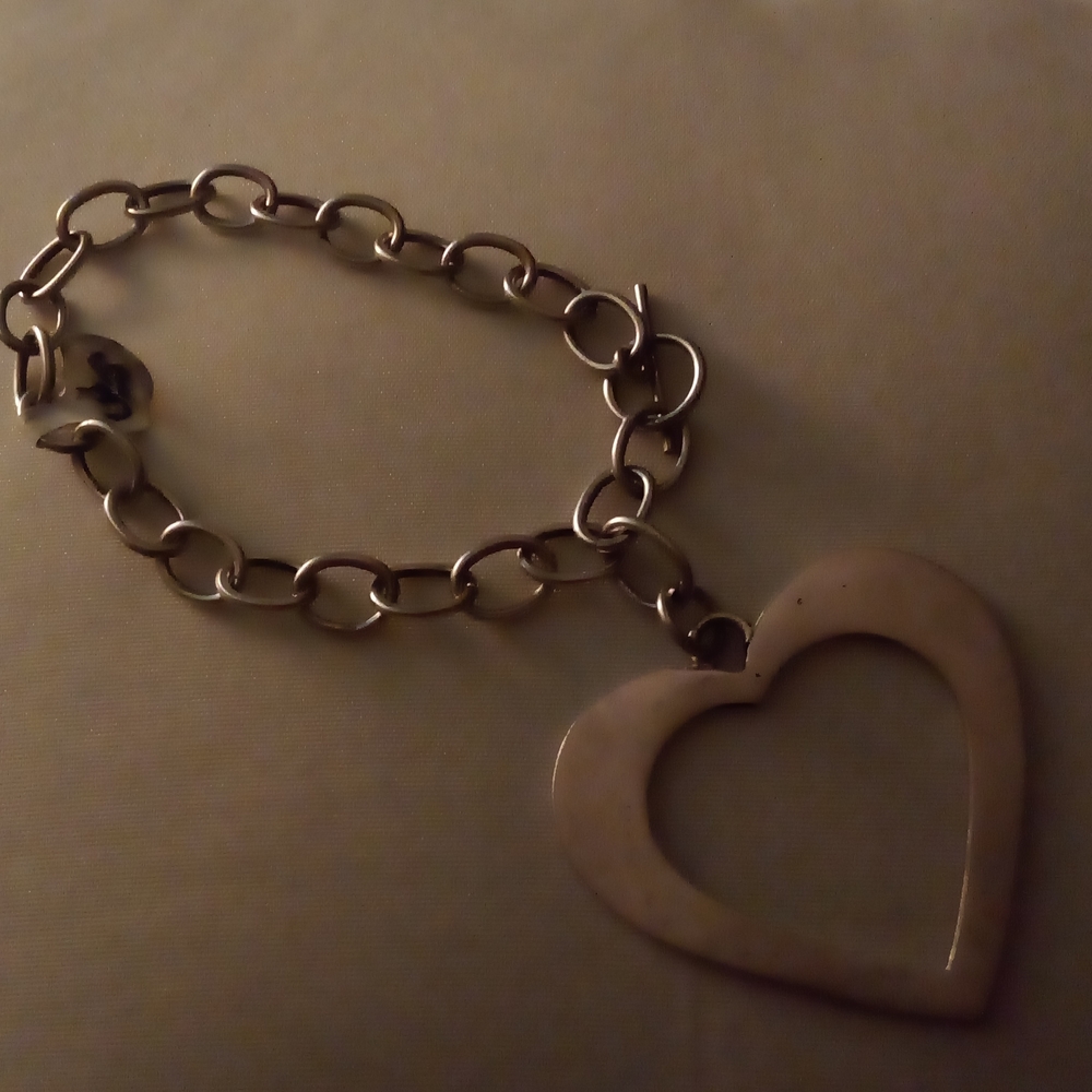 Sterling Silver vintage heart bracelet